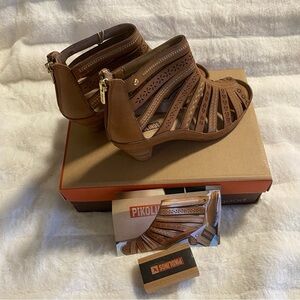 New in a Box Pikolinos Brandy Java Leather Heels Sandals in Color Farbe -Size 38